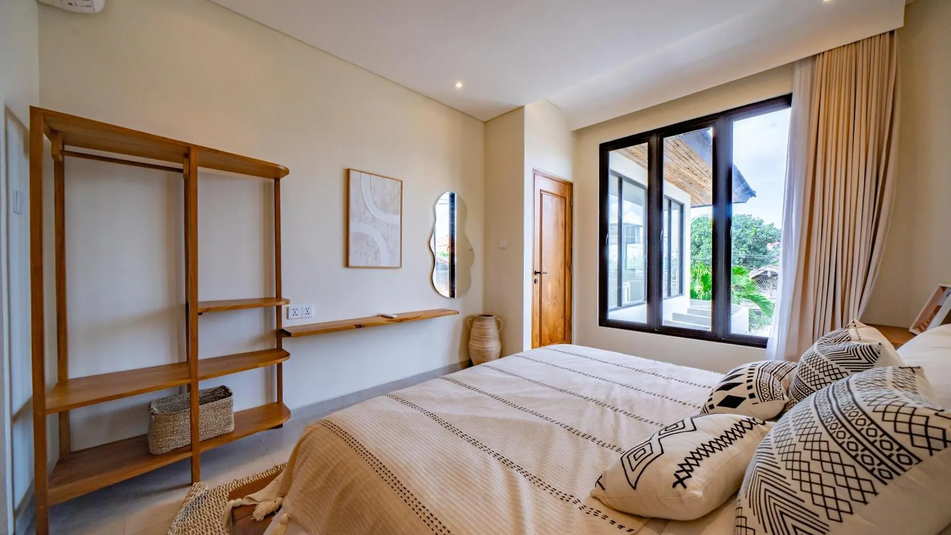 Casa Samudra - 3Br Villa In Seminyak 印尼